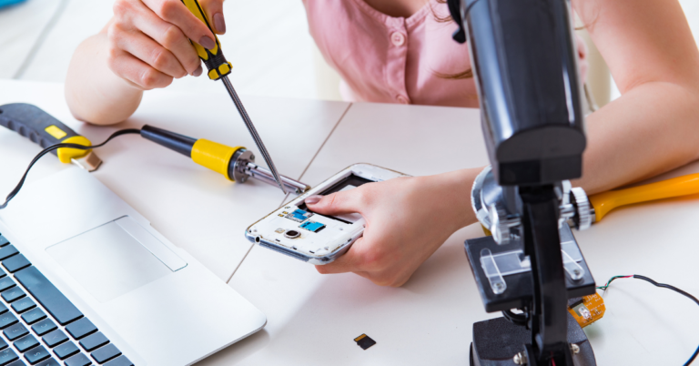 DIY Fixes or Professional Repair? The Pros and Cons of Fixing Your Damaged Cell Phone